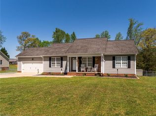 2138 Haw River Hopedale Rd, Burlington, NC 27217