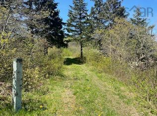 463 Macgarry Rd, Saint Joseph Du Moine, NS B0E 2B0