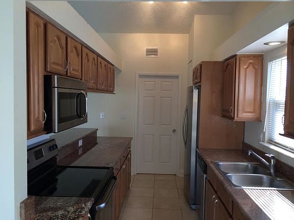 4th image of 8069 Rose Marie Cir