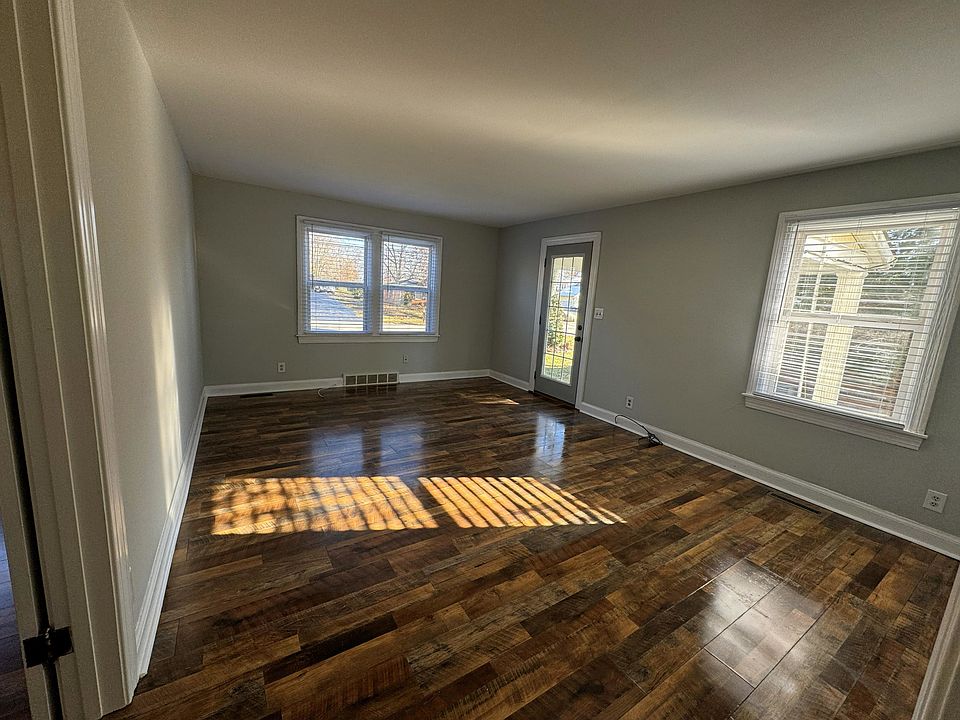 1st image of 94B Beechwood Ave #A