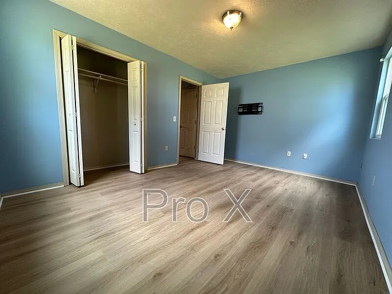 121 Elm St #2-1-4 — Photo 5