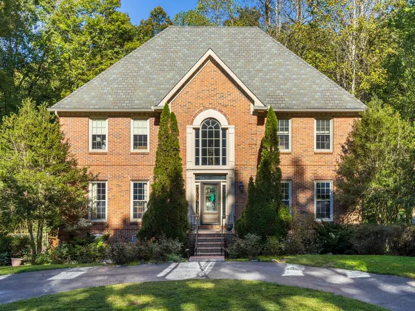 3122 Bee Tree Ln, Signal Mountain, TN 37377