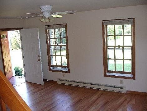 Dining room (entrance view)