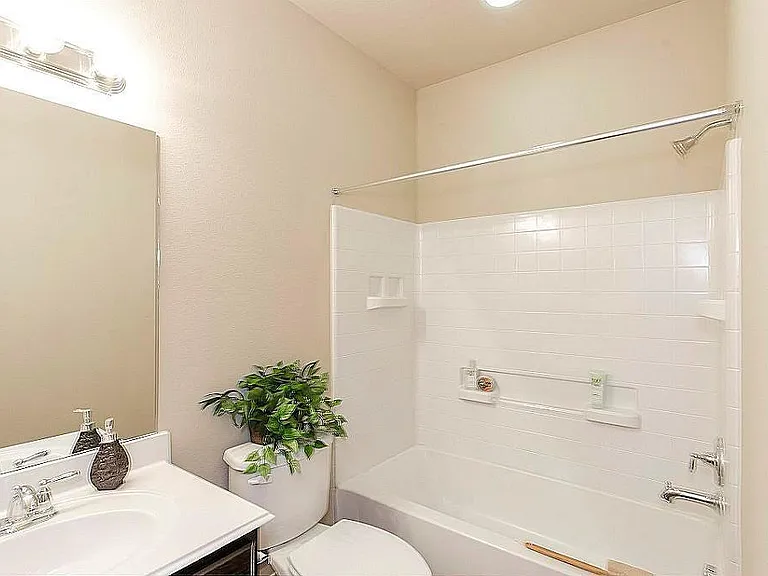 64 Woodland Hills Dr #A — Photo 10