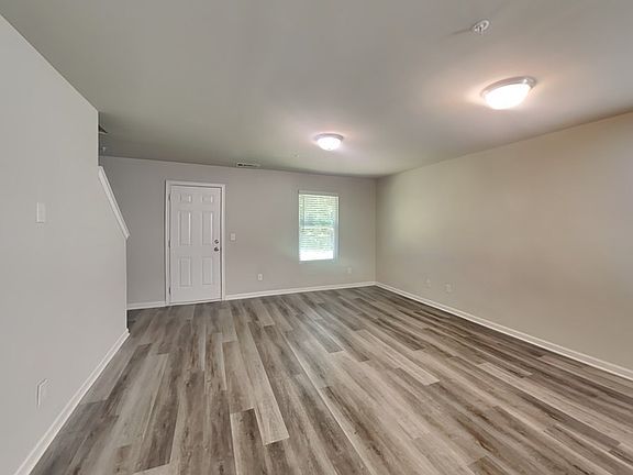 2nd image of 1048 Wedgewood Ct