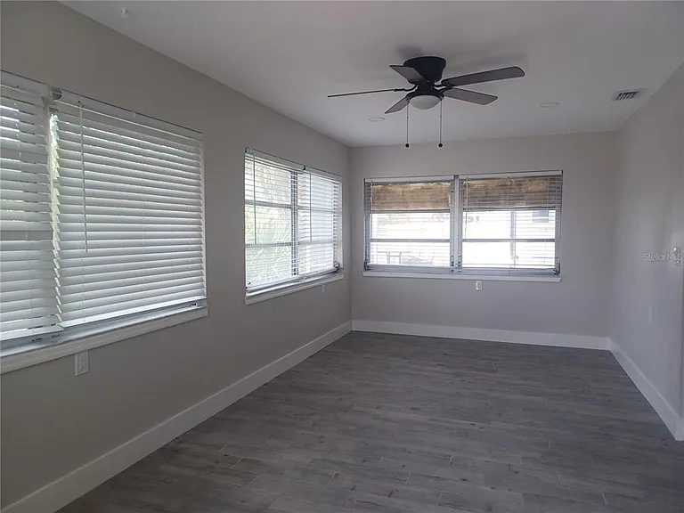 120 Causeway Blvd — Photo 19