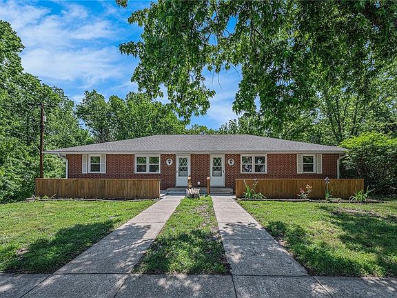 3rd image of 401 Woodland Ave