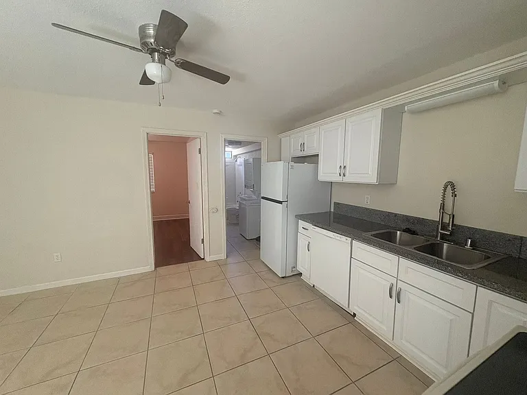 SAC T 535 N Harbor Blvd #A-C — Photo 15