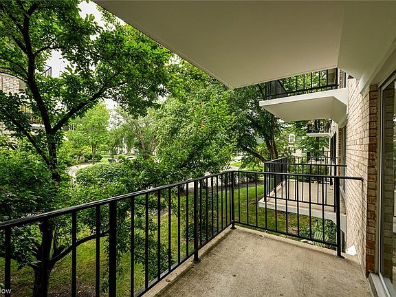 4th image of 1931 King James Pkwy APT 215