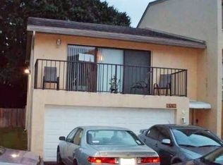 8662 SW 154th Circle Pl, Miami, FL 33193
