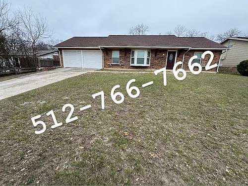 213 Whispering Oaks Photo 1