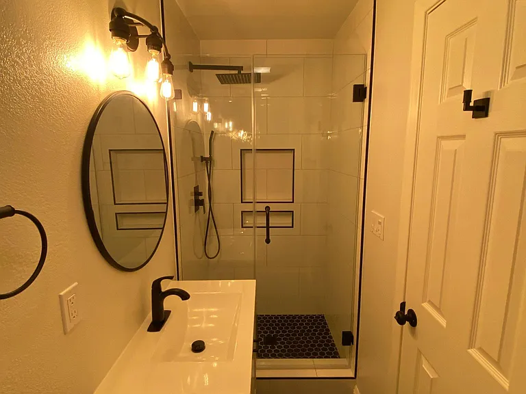 Downstairs full bath