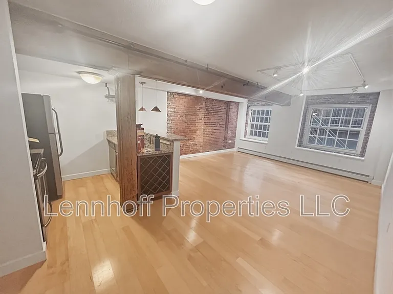 240 Jackson St #309 — Photo 7