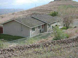 11 Stealth Ln, Yakima, WA 98901