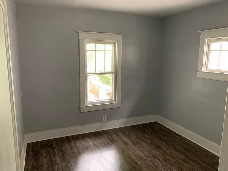 812 S 33rd St — Photo 14
