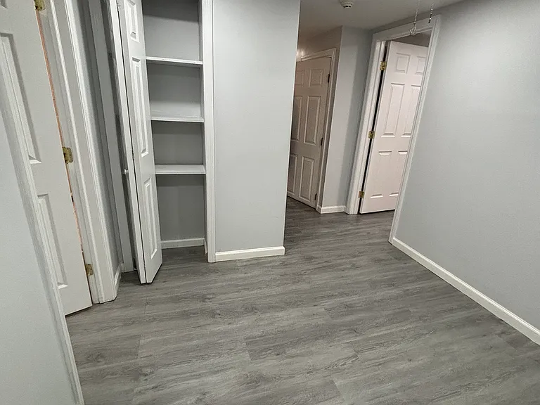 Susan Dr — Photo 16