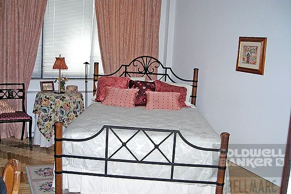 Rented by Bellmarc Realty | media 16