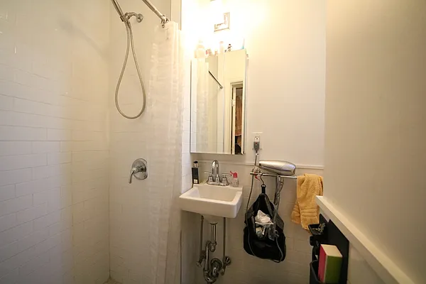 Rented by (Legacy) NY Quality Living Uptown | media 30