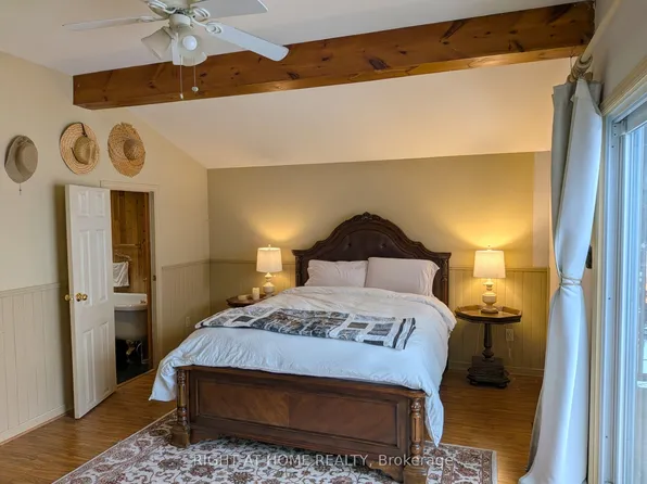 36 Shirlea Blvd, Georgina, ON L4P 1K9