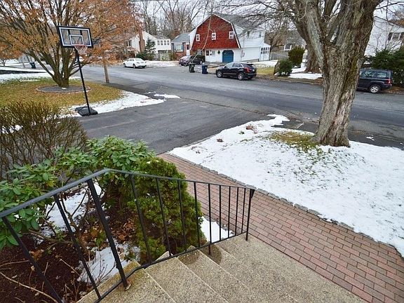 2nd image of 23 Cetrina Dr