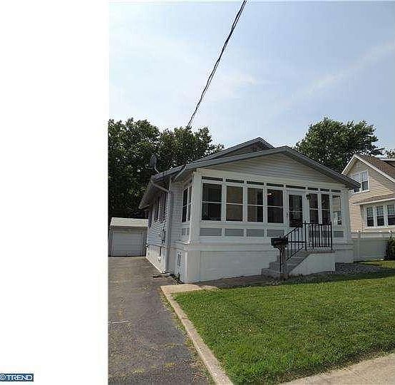 1st image of 104 Glenside Ave