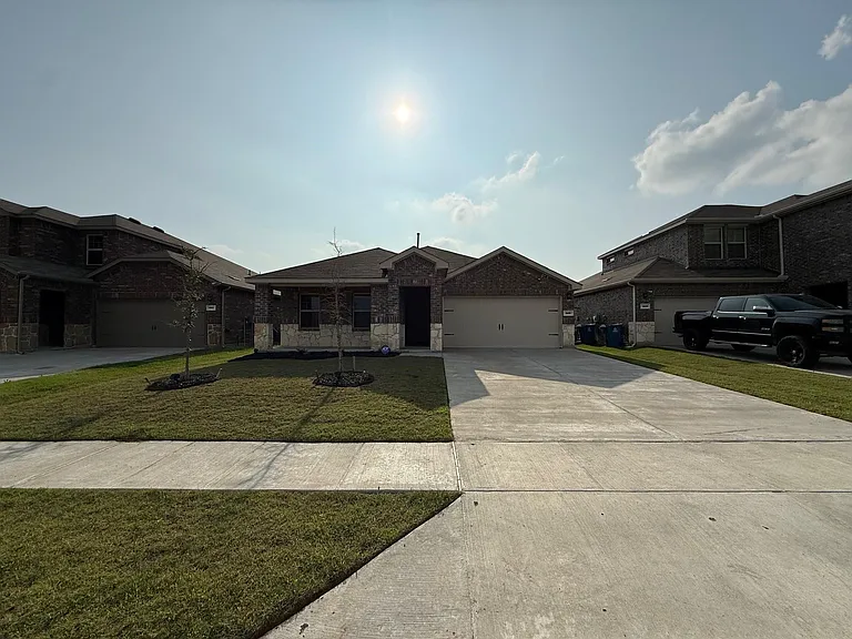 305 Charmed Way — Photo 25