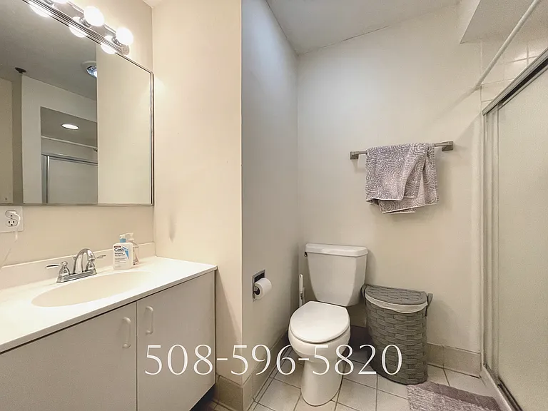 4 Davis Ave #2C — Photo 9