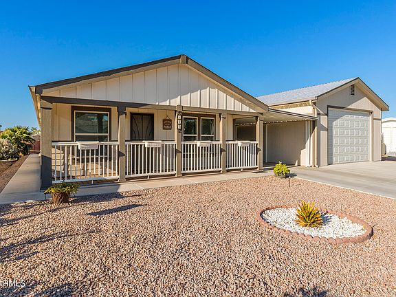 3rd image of 640 S PARK VIEW Circle