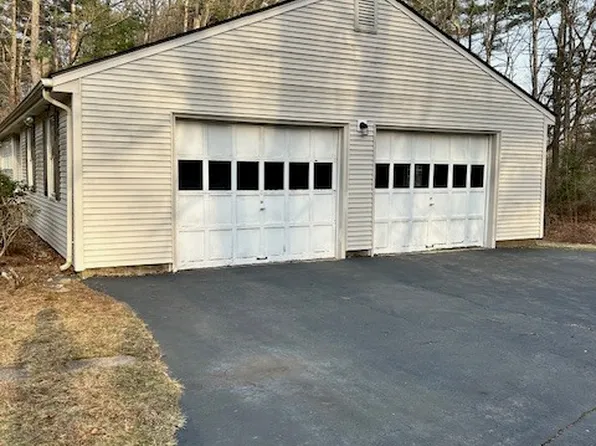 9 Bridlepath Road, Simsbury, CT 06092