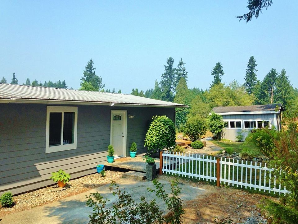 1st image of 540 NW Old Orchard Way
