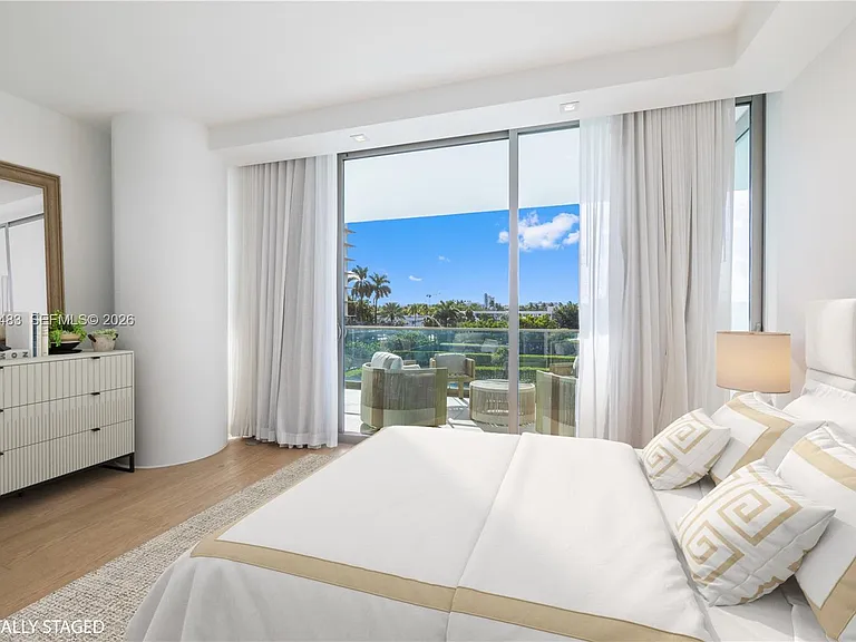 10201 Collins Ave #311 — Photo 7