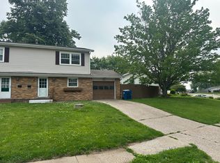 1424 18th Ave, Silvis, IL 61282