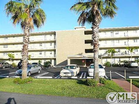 1st image of 2520 NE 1st Ct APT 207