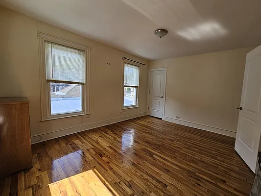 Rented by Owner | media 25