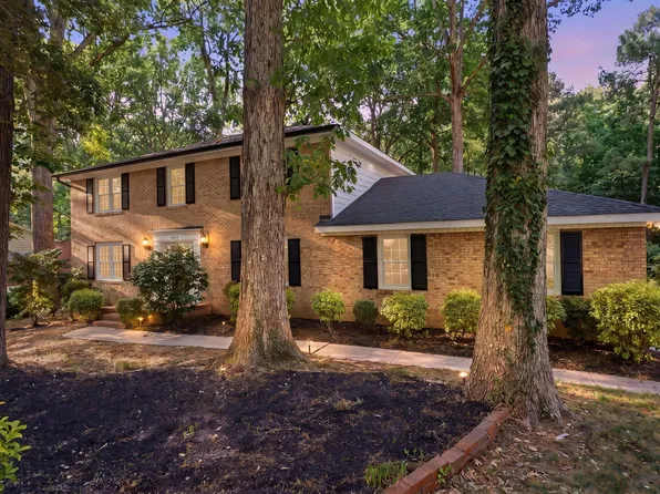 5617 Partridge Ln, Raleigh, NC 27609