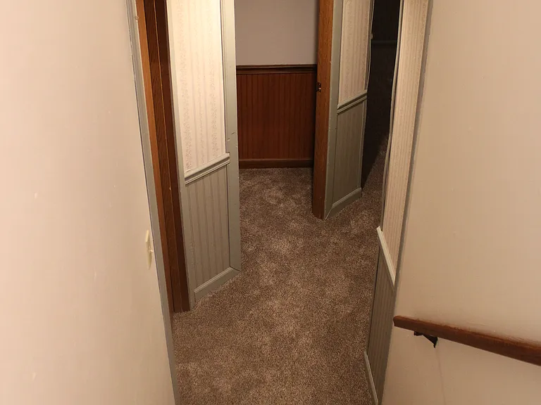 1015 Babcock St — Photo 15