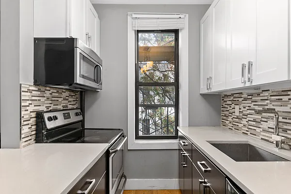 Sold by Douglas Elliman | media 2
