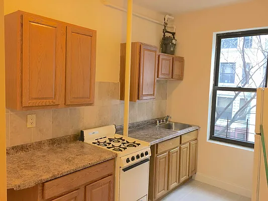 Rented by Sohayegh Enterprises Corp. | media 23