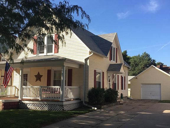 2nd image of 4510 Saint Paul Ave