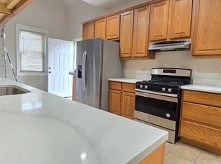 3600 W Cortland St #1, Chicago, IL 60647