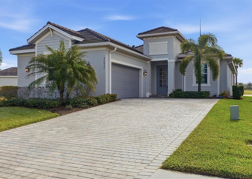 1st image of 25025 OAK HAMMOCK COURT