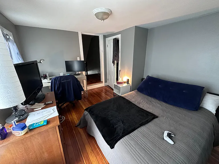 22 Allston St — Photo 10