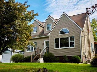 166 N Putt Corners Rd, New Paltz, NY 12561