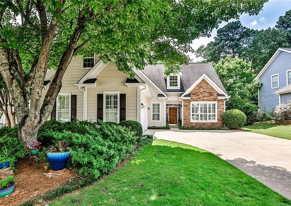 1st image of 2184 Berryhill Cir SE
