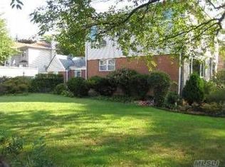 22003 39th Ave, Bayside, NY 11361