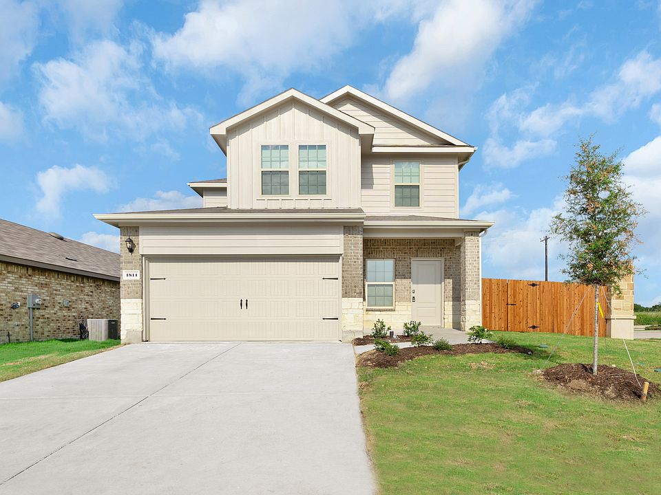1st image of 1811 Feeder Way