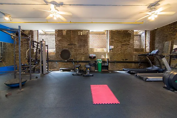 Rented by Nooklyn NYC LLC | media 37