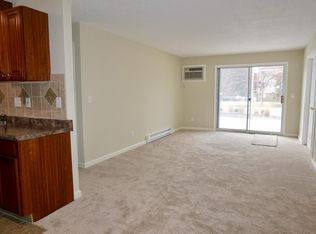 14182 Pennock Ave APT 104B, Saint Paul, MN 55124