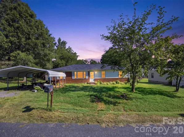 150 McShag Dr, Kannapolis, NC 28081