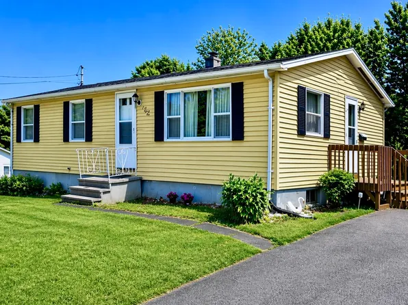 381 Birch Street, Bangor, ME 04401